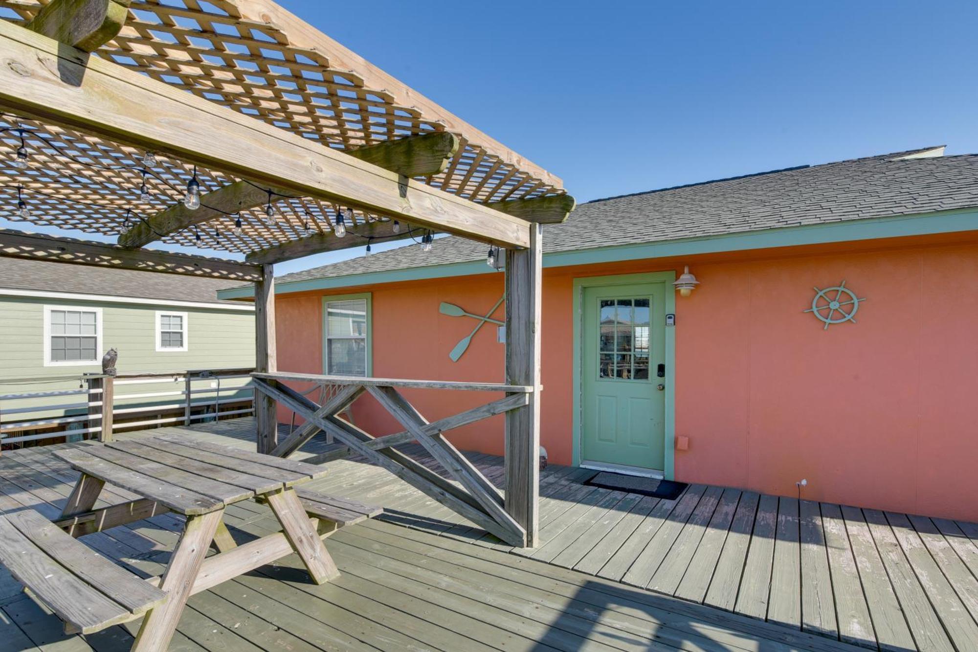 Sunset-View Surfside Beach House Walk To Beach! Экстерьер фото